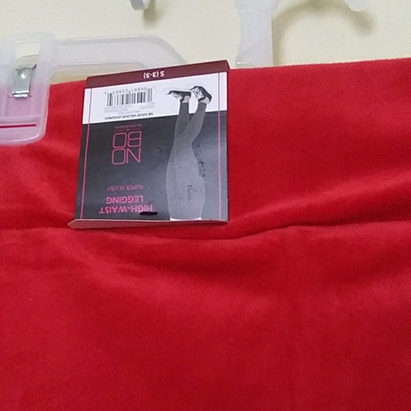 Brand New NO BOUNDARIES Leggings - Picture 2 of 3